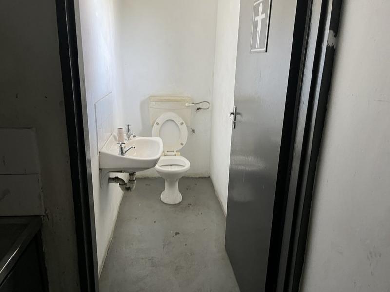 To Let Commercial Property for Rent in Killarney Gardens Western Cape